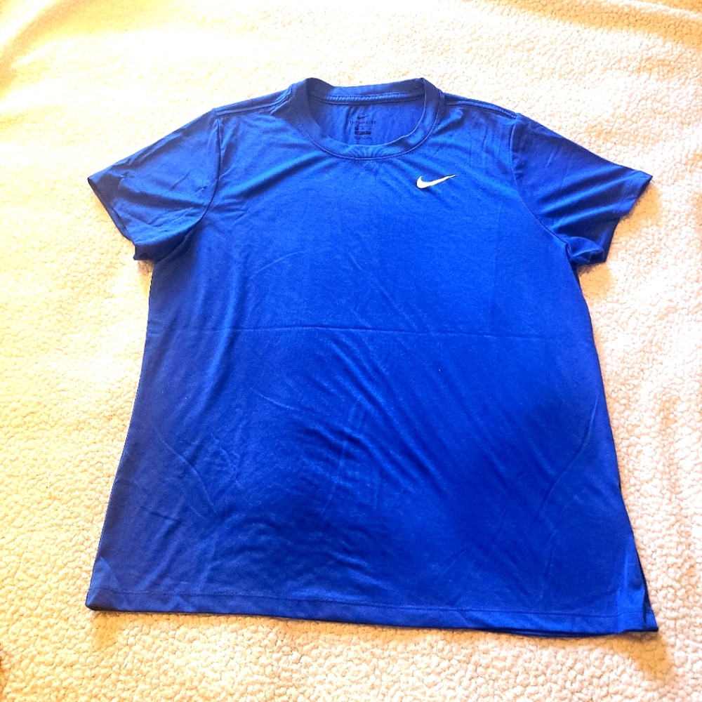 COPY - Women's Nike T-shirt